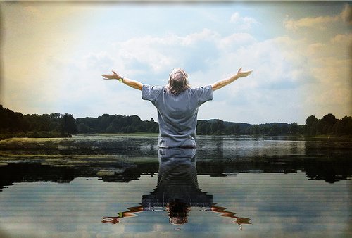water praise