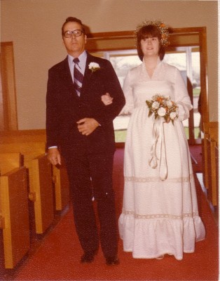 DAD-Teresa wedding 1977