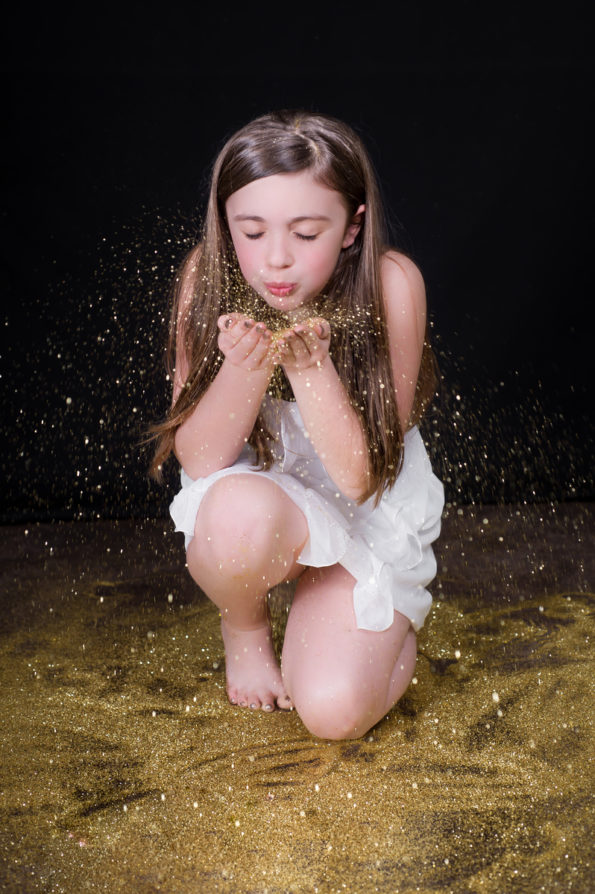 gold girl lightstock_67189_small_teresa